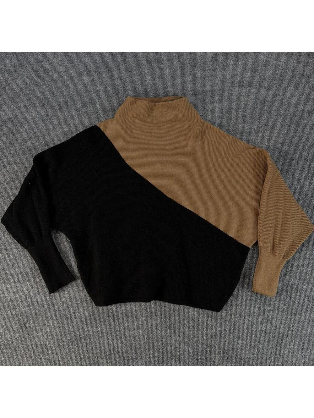 T Tahari Two-Tone Brown Black Cropped Sweater Med - Cuffed, Mock neck, Fall‎